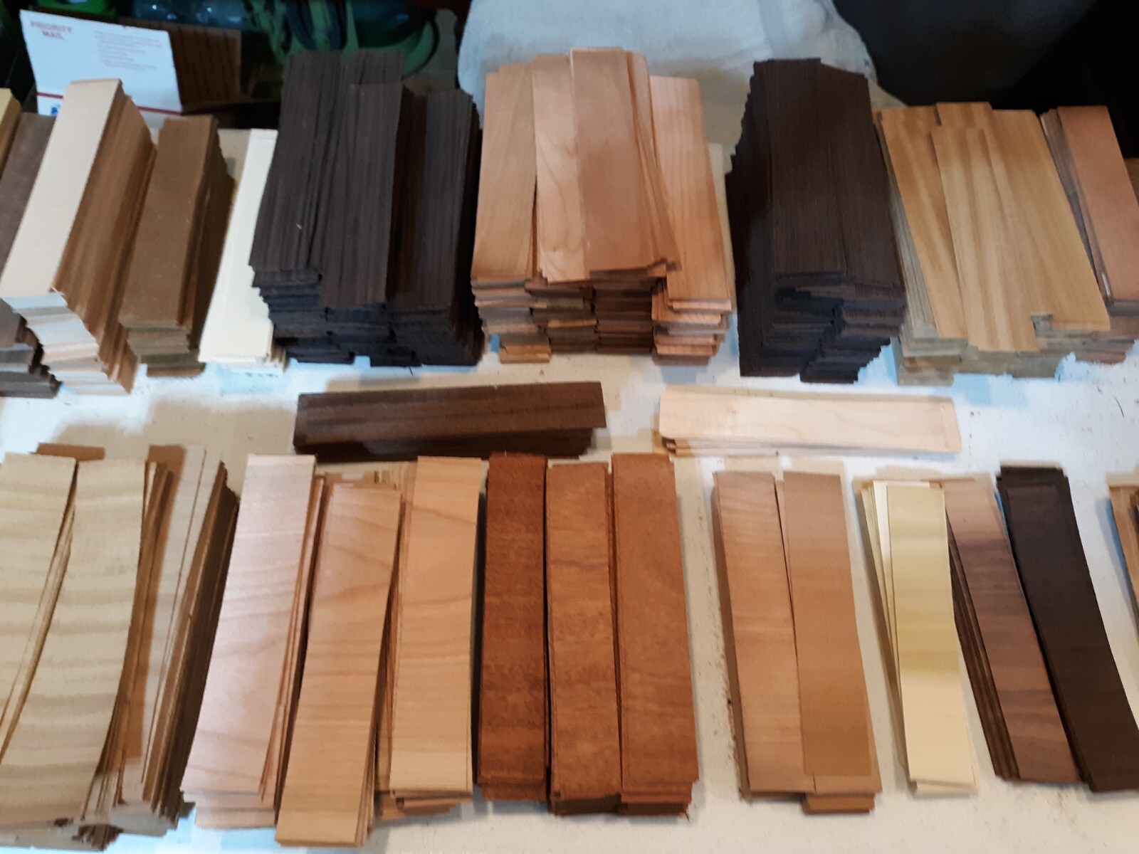 Fingerboard skateboard veneer approx 225pcs 8" x 1.5" approx.2/5 crosscut   IC10