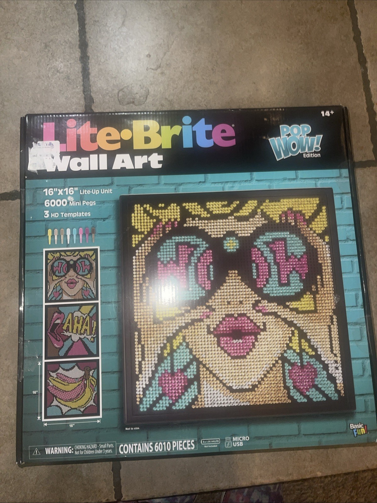 Lite-Brite Wall Art POP Wow - 16" x 16" Screen, 6,000 Pegs, 3 HD Templates NIB