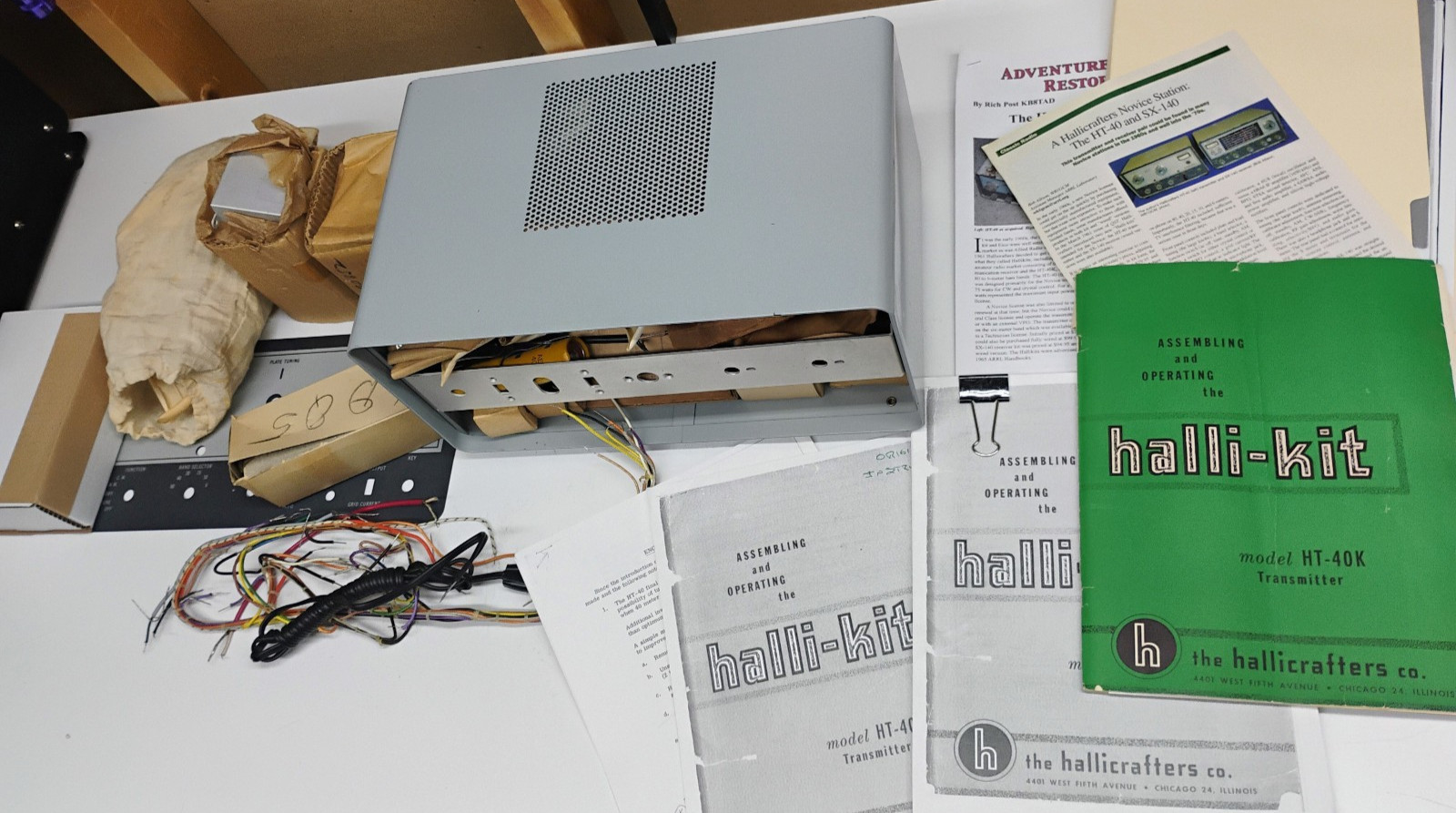 UNBUILT Halli-Kit HT-40K Transmitter. Rare, Vintage Hallicrafters Unbuilt Kit.