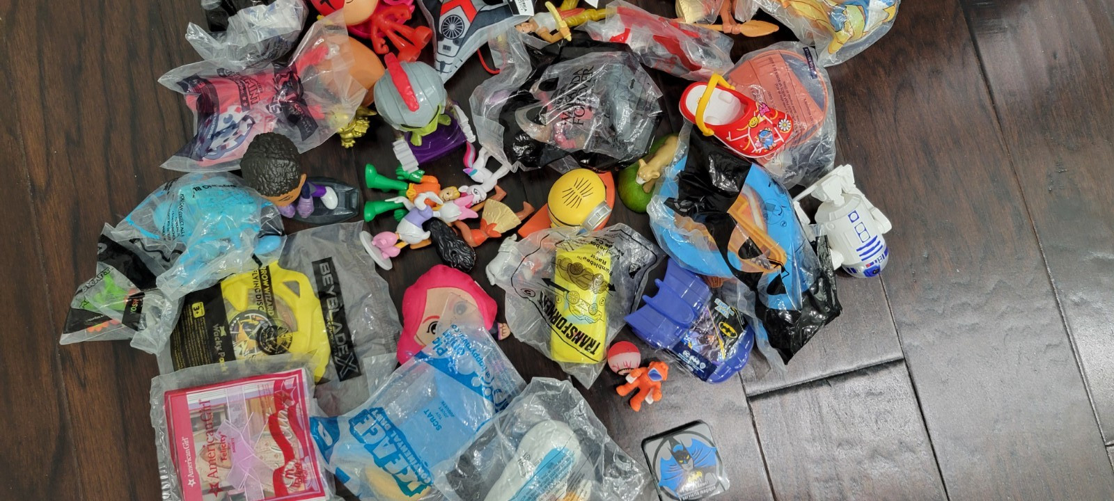 LARGE TOY LOT 42 Mystery Resell Wholesale McDonald, 19 NEW, PARTY GIFTS,FAVORS