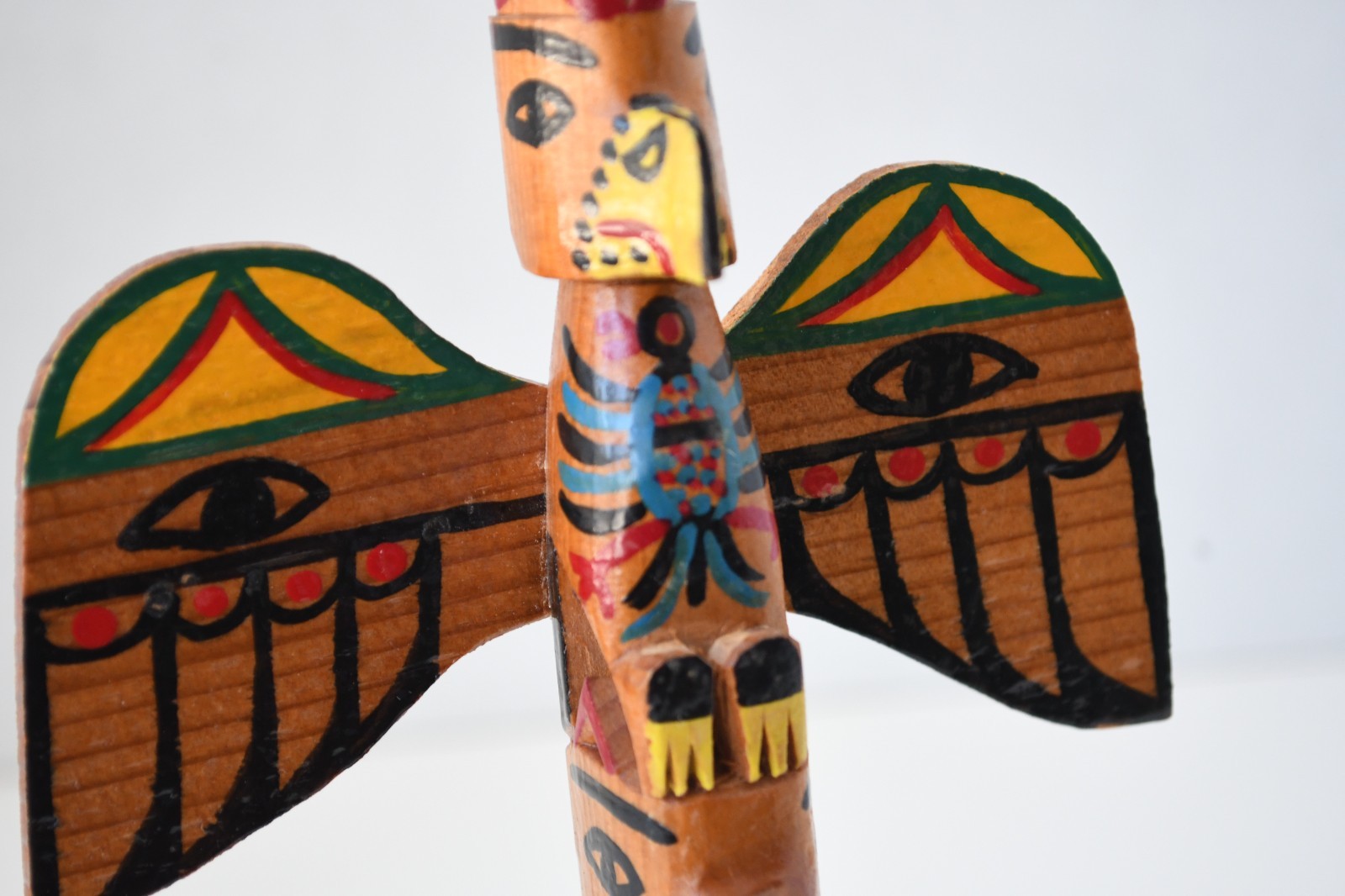 Vintage Alaskan PWC Cedar Totem Pole Thunderbird and Wolf 1930's Perfect 7x5