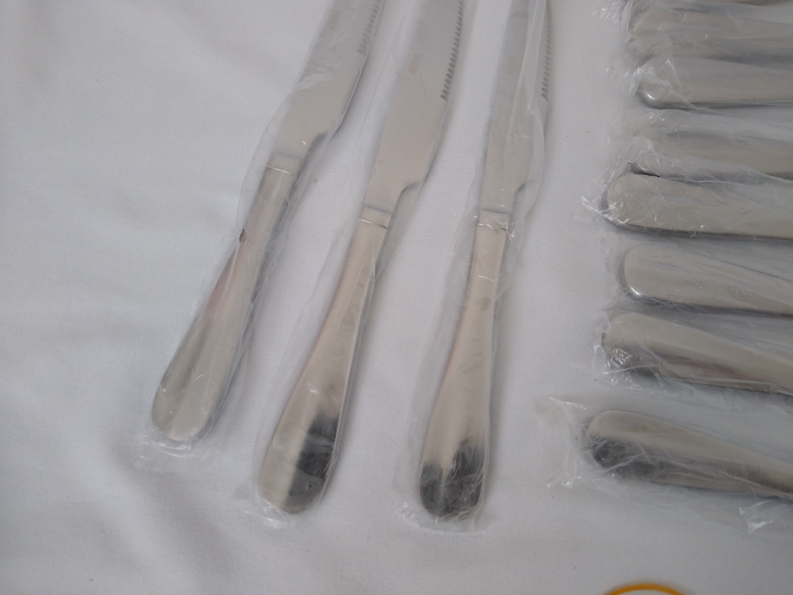 Acopa 18/0 Stainless Steel 9" Steak Knife 12 Pack Benson / Brigitte Flatware