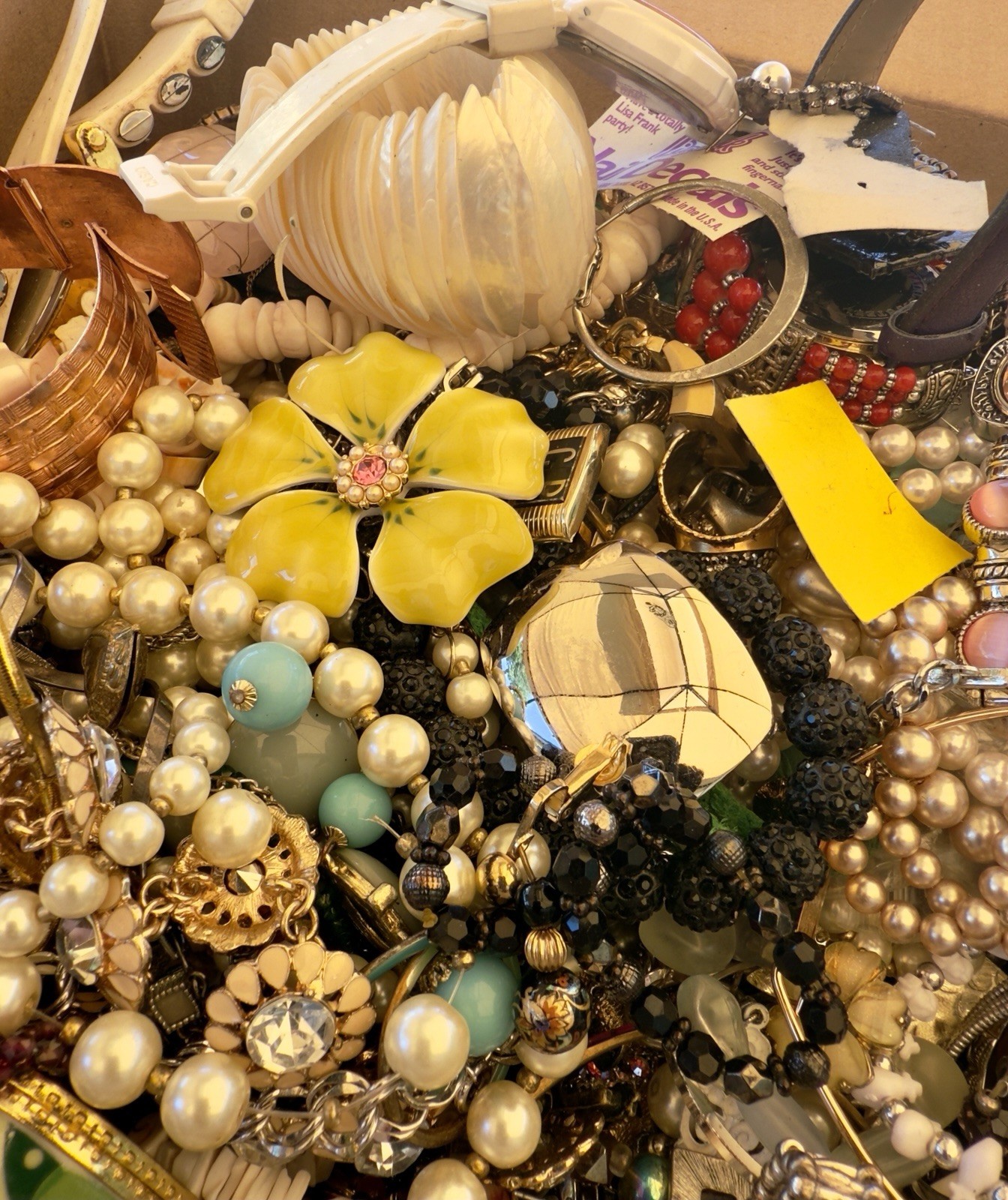 MIXED JEWELRY LOT CRAFT REPAIR, RESELL, REPURPOSE, VINTAGE TO NOW! 20 POUNDS