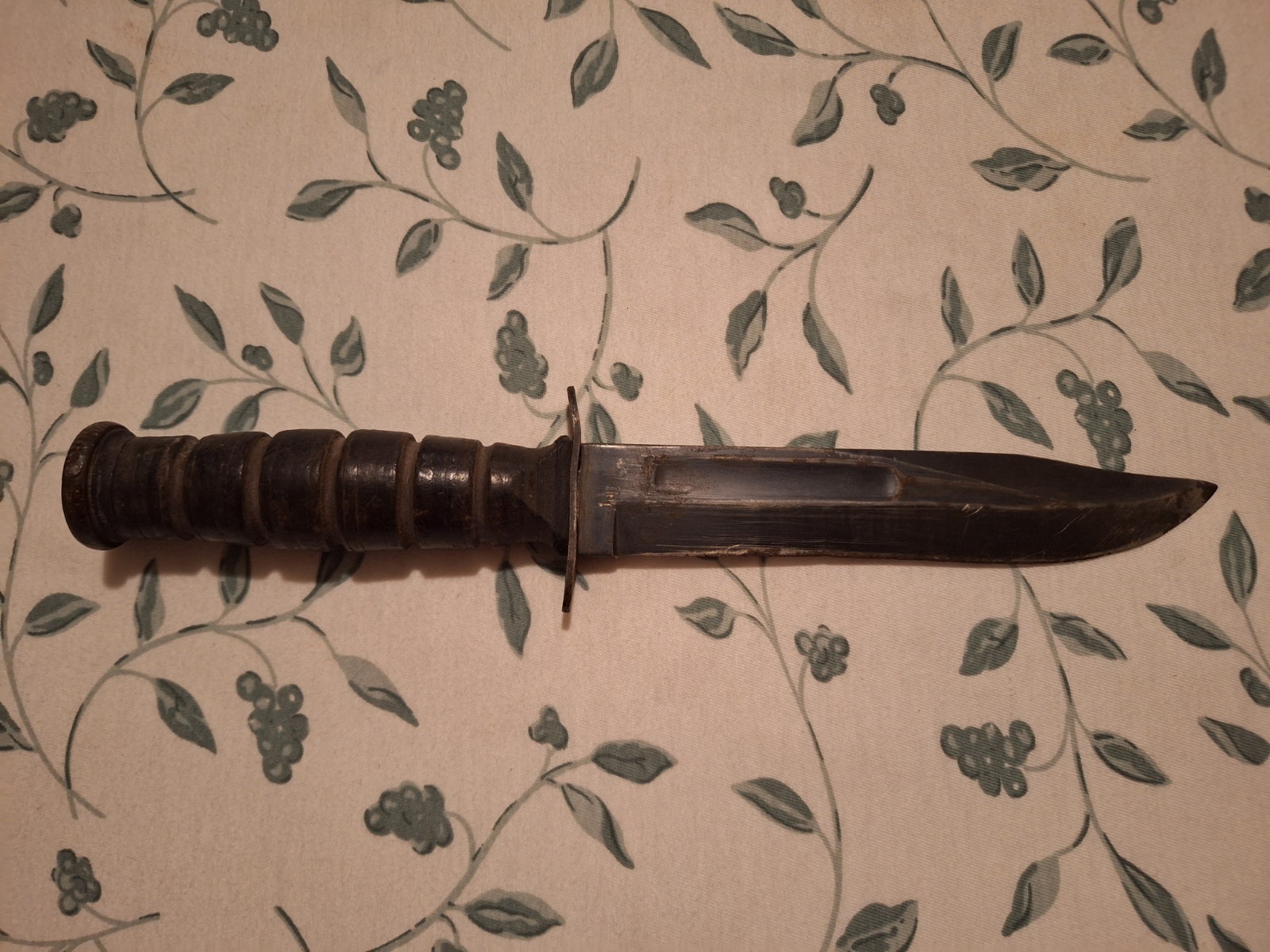 U.S. Navy WWII Era Camillus MKII Fighting Knife With Scabbard Used