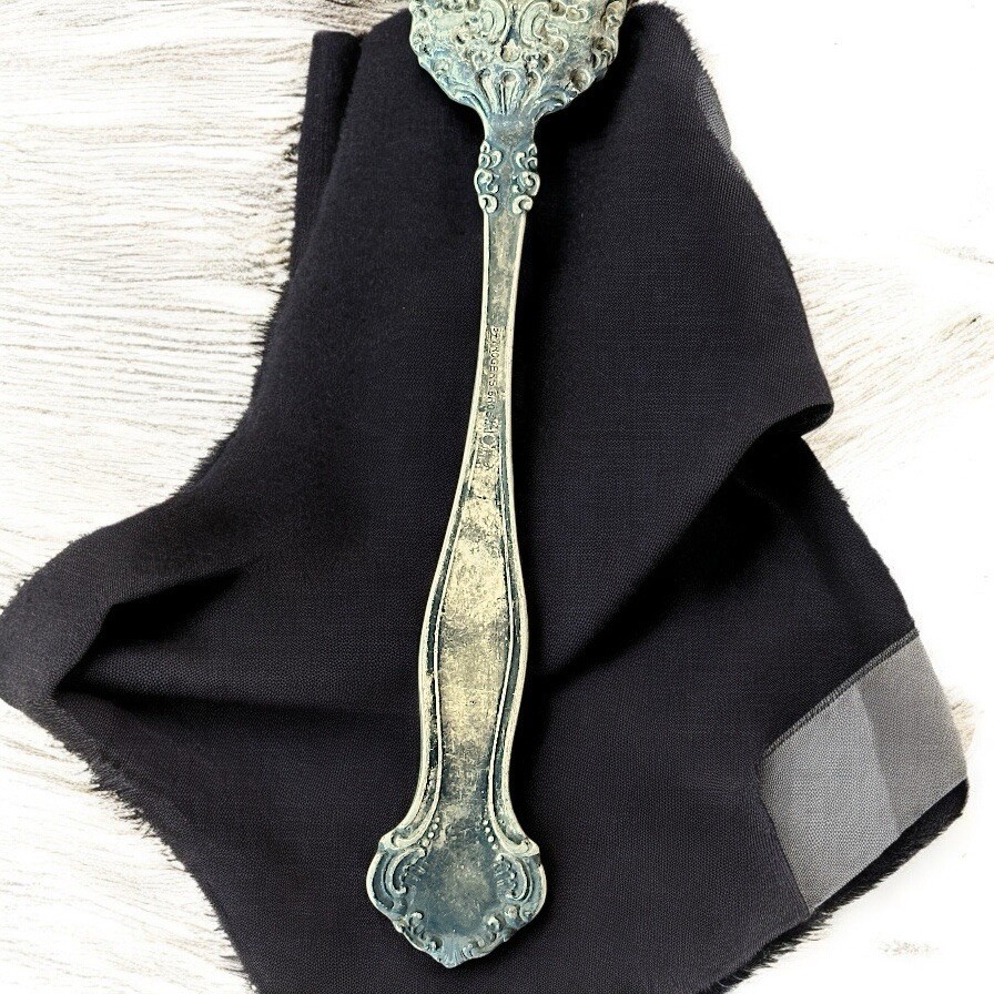 Vintage 1847 Roger Bros. Ornate Silverplate Cold Meat Serving Fork A1 Flatware