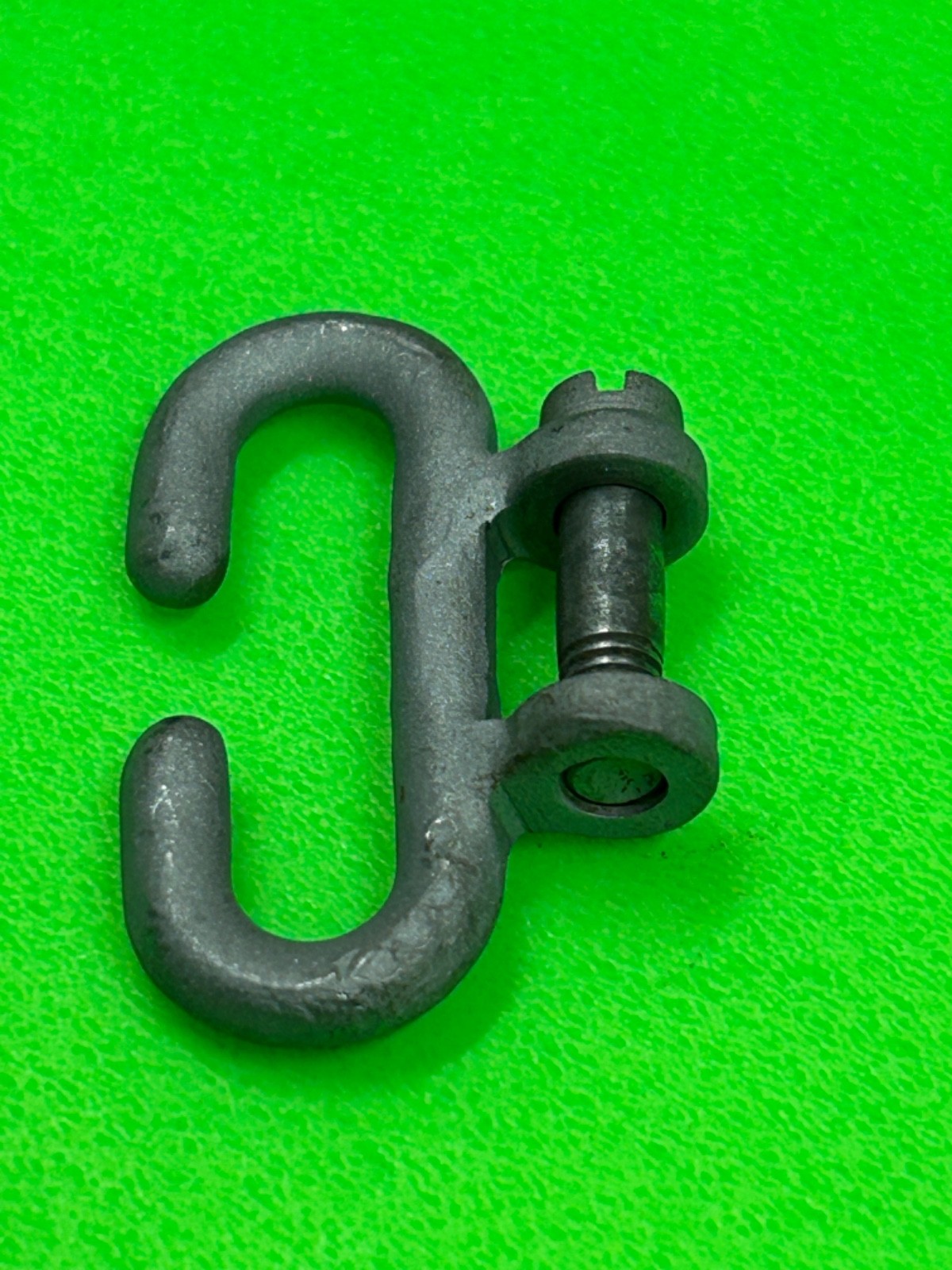 (ONE) M1 GARAND STACKING SWIVEL WITH SCREW FOR GAS CYLINDER
