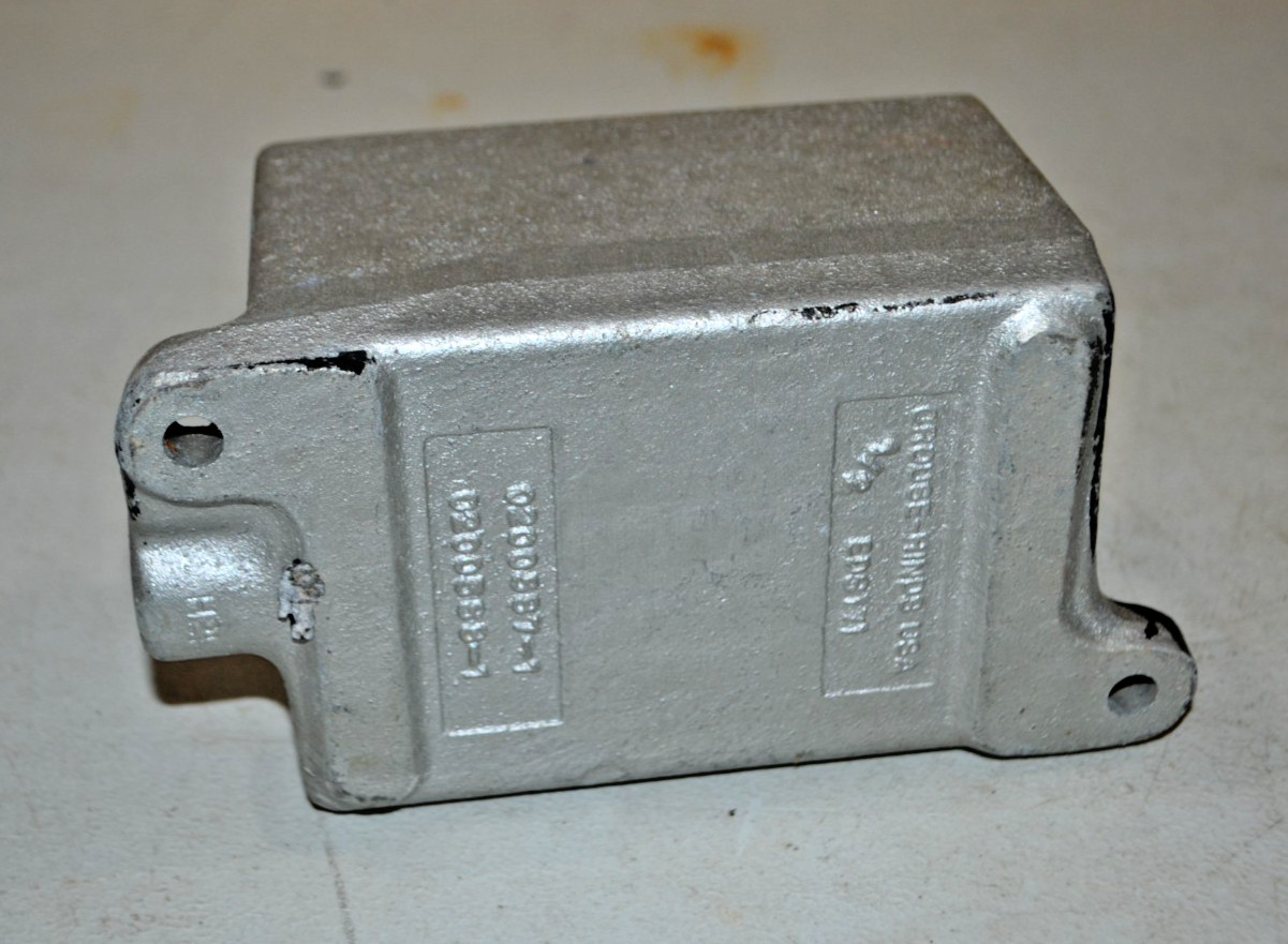 Crouse-Hinds EDS171, 1/2"" Hub, 1-Gang, Iron, Explosionproof Back Box, 1 pc (B7)