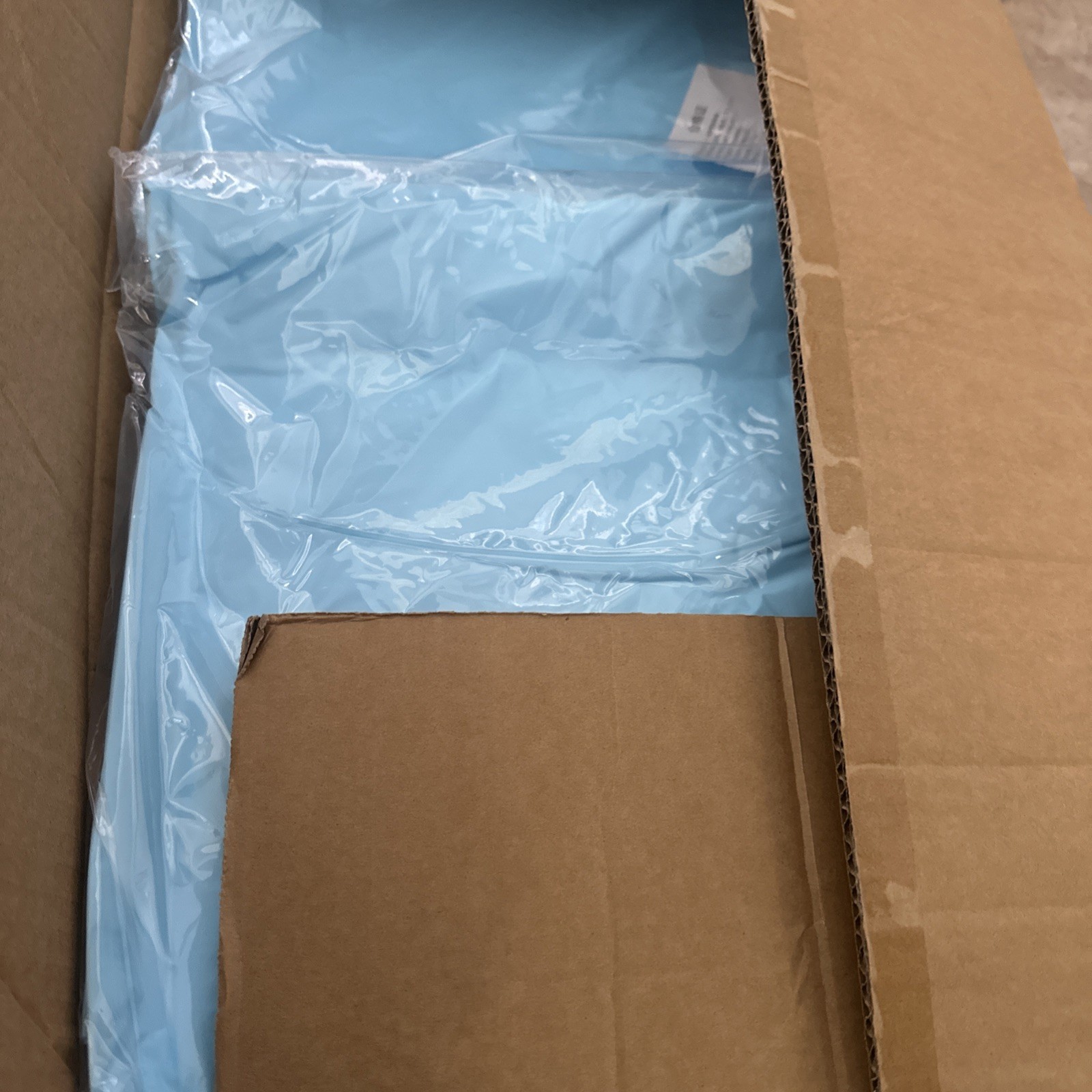 (QTY 200) Disposable CPE Isolation Gown Average Size, Blue FH01