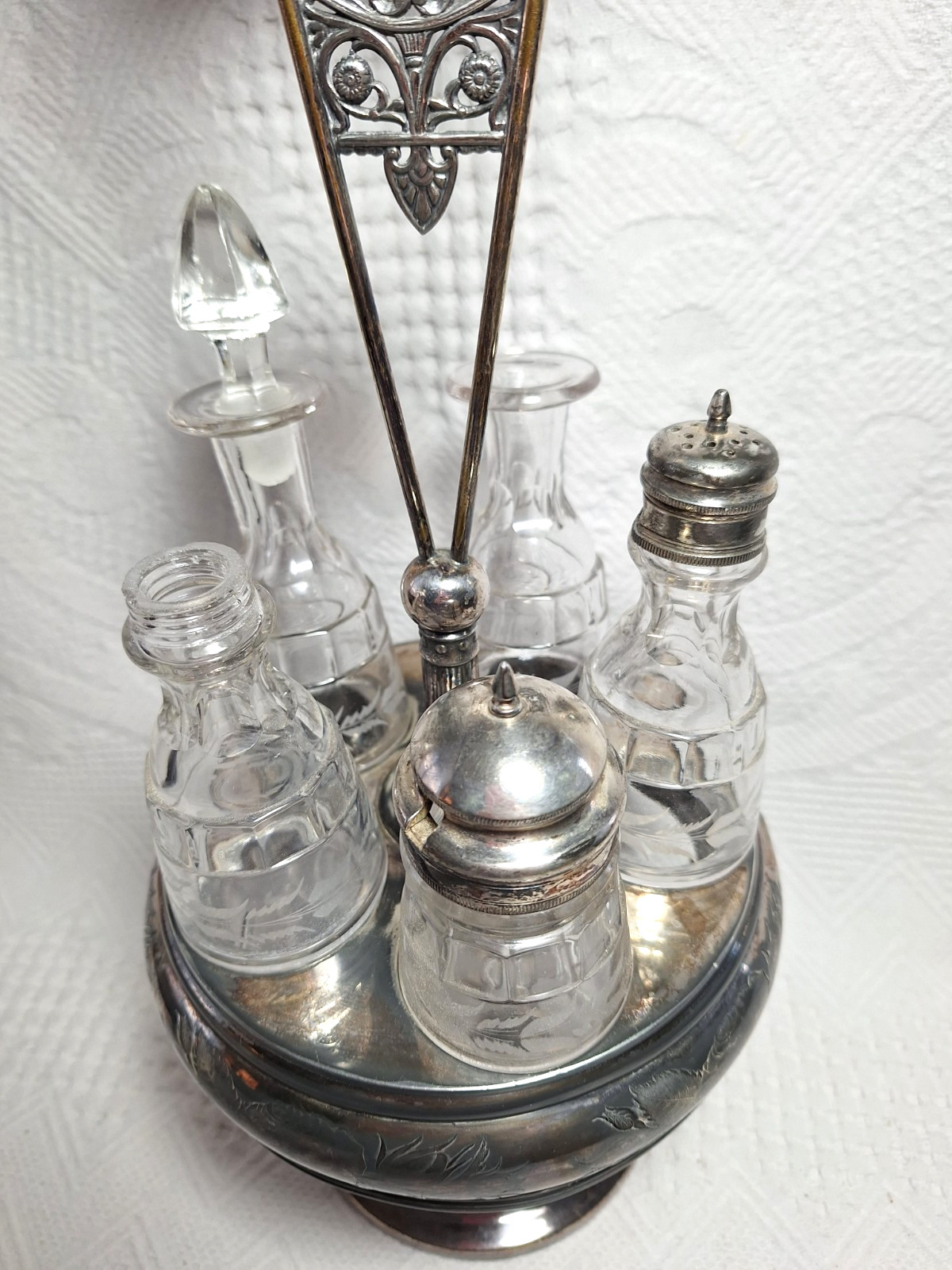 Antique Cruet Set Silver Plate Victorian 5 Etched Bottles Eastlake Design GS