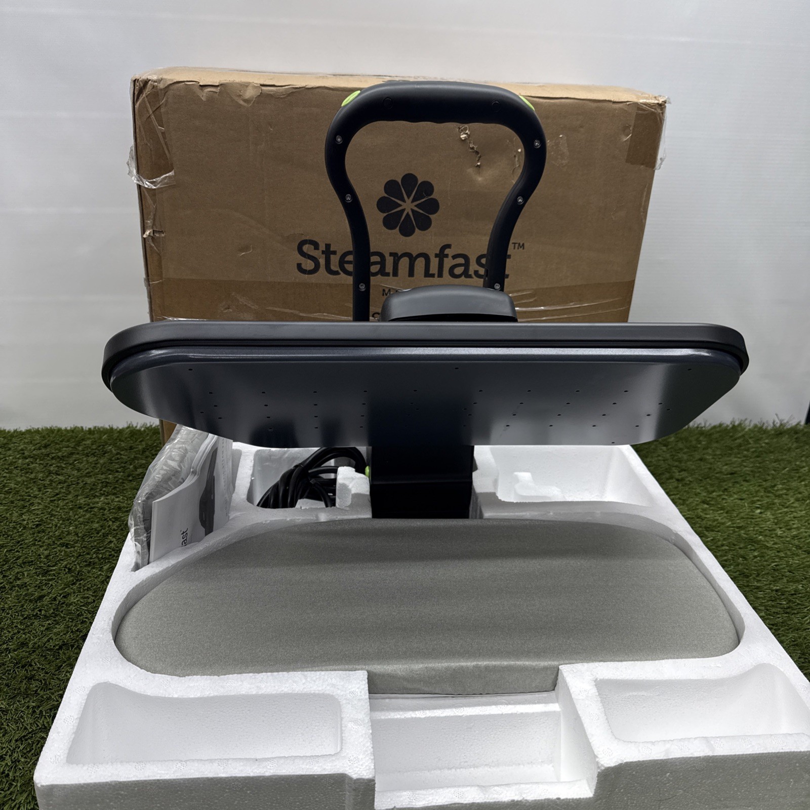 Steamfast SF-623 1500W Mid-Size Fabric Steam Press Iron - Open Box