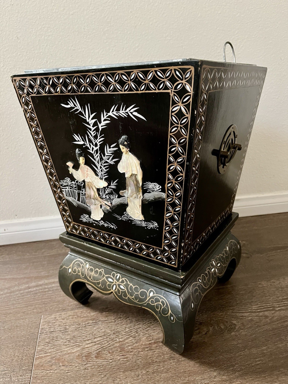 Chinese Black Lacquer Planter/bin/trash Can With Mother-of-pearl Figures 17”