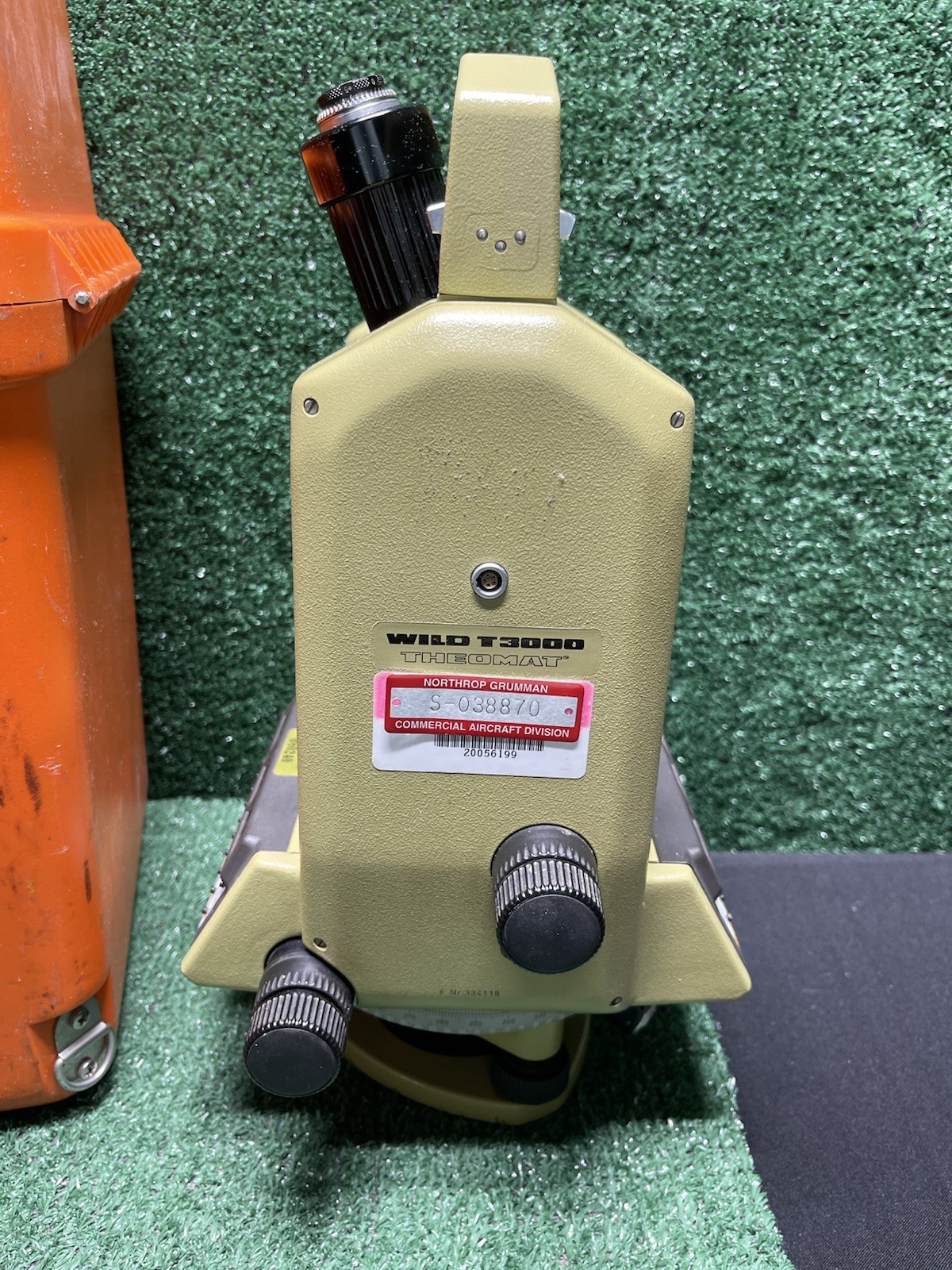 Leica Wild Heerburg T3000 Theomat Theodolite /Sun Filter. W/Case&Key No Battery.