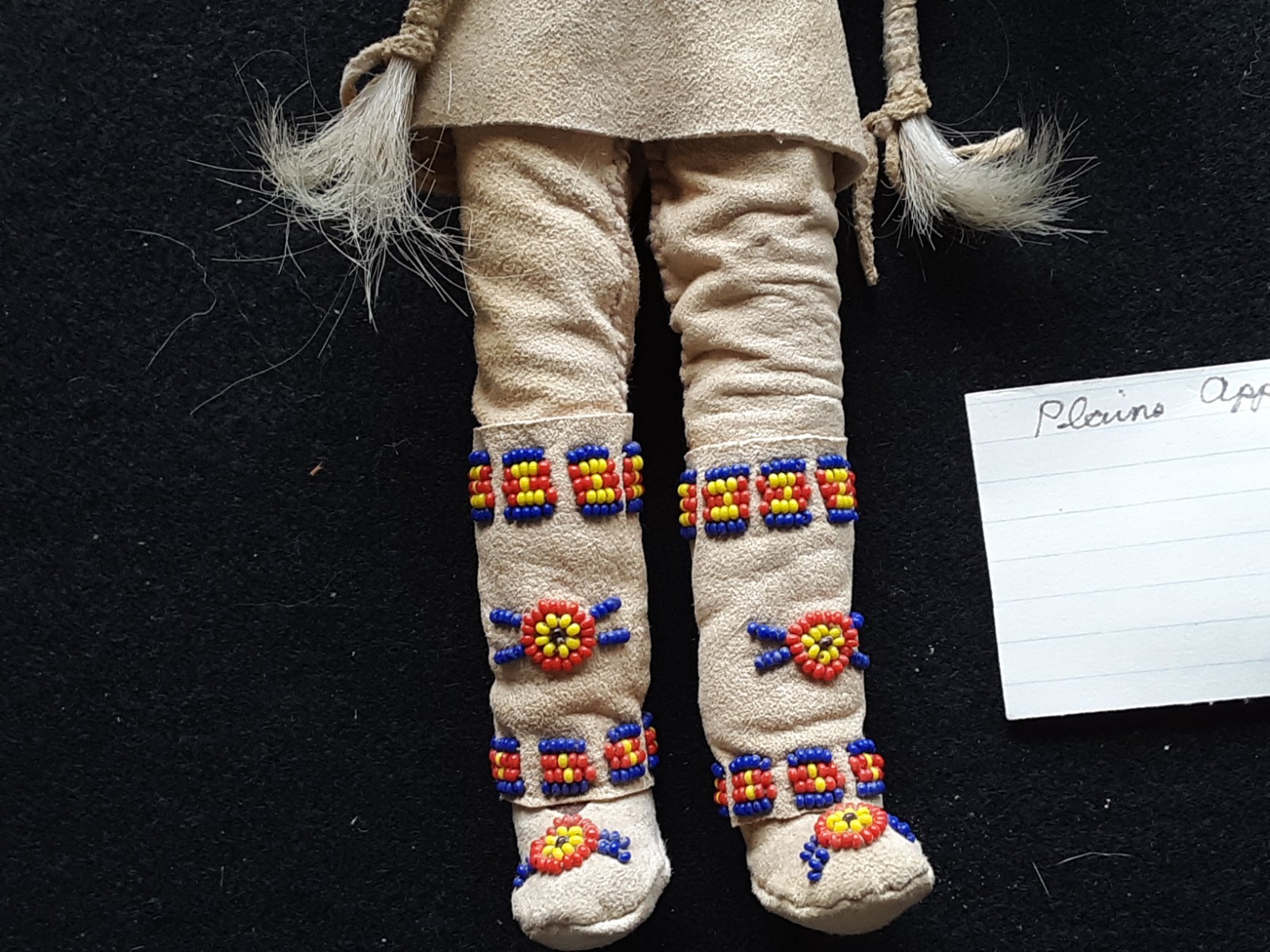 NATIVE AMERICAN BEADED LEATHER DOLL, APPLE HEAD INDIAN DOLL, SB-0226*09095