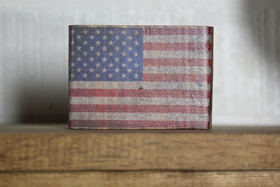 Floating Shelf with Hidden Gun Storage, shelf with Hidden Compartment