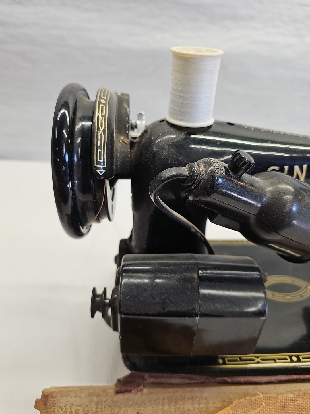 Vintage Singer 99K Sewing Machine Motor Works Need Belt