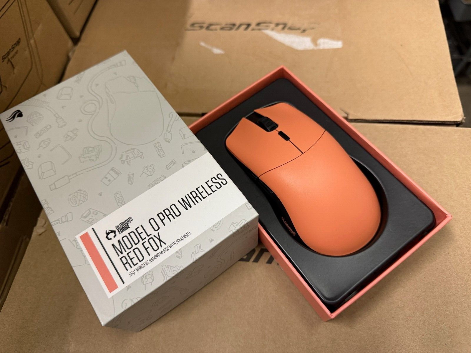 Glorious Forge Model O Pro Wireless Red Fox