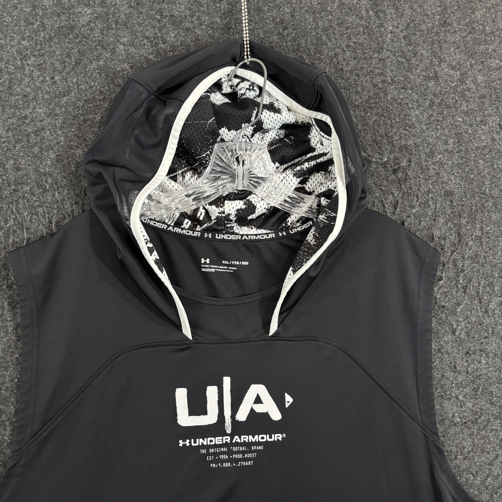 Under Armour Football Hoodie Men's XXL Black Sleeveless Fitted Training 1362024