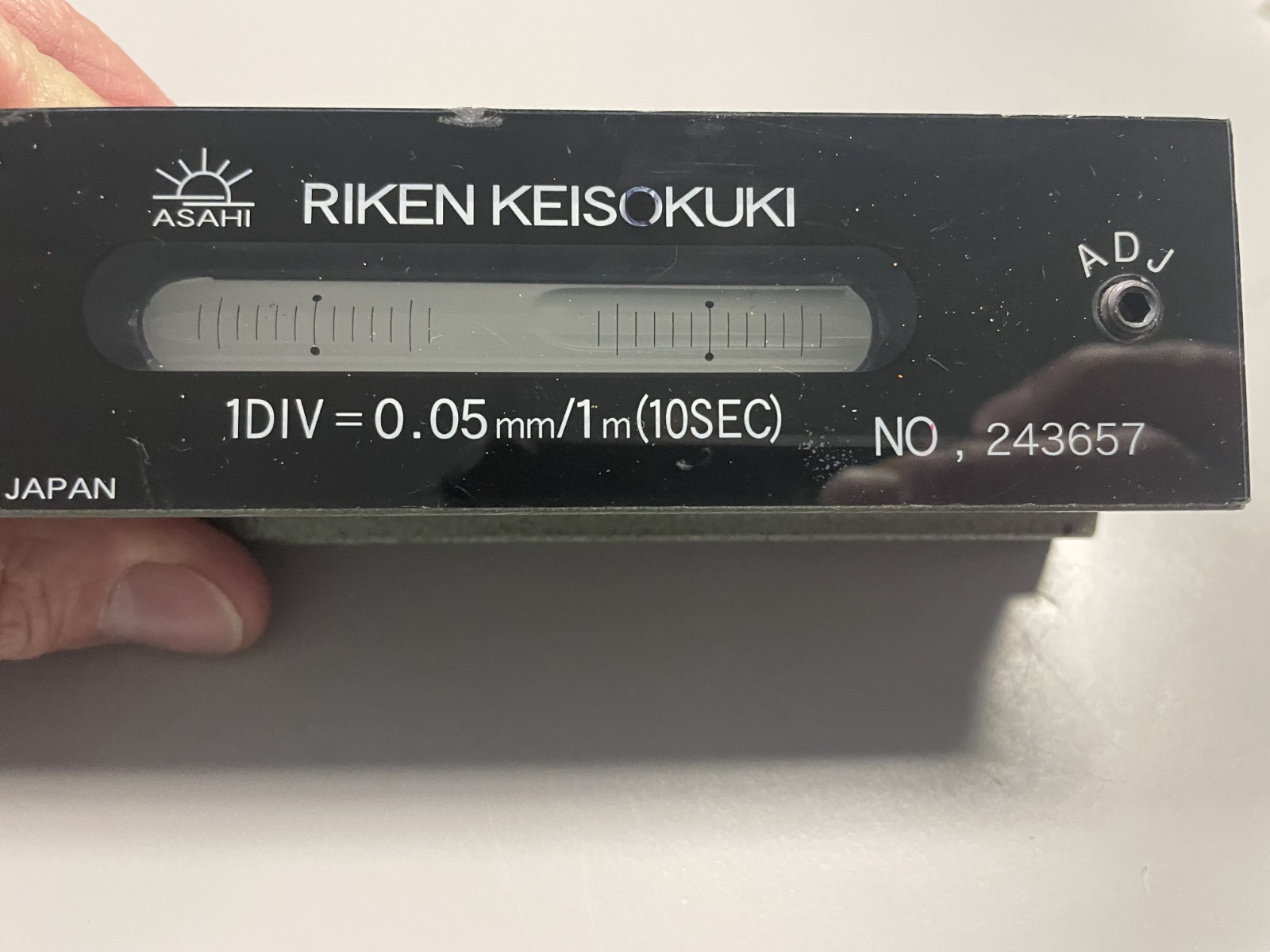 Riken Keisokuki Precision Level No. 243657 - 1Div =0.05 mm/1m (10SEC) - Used