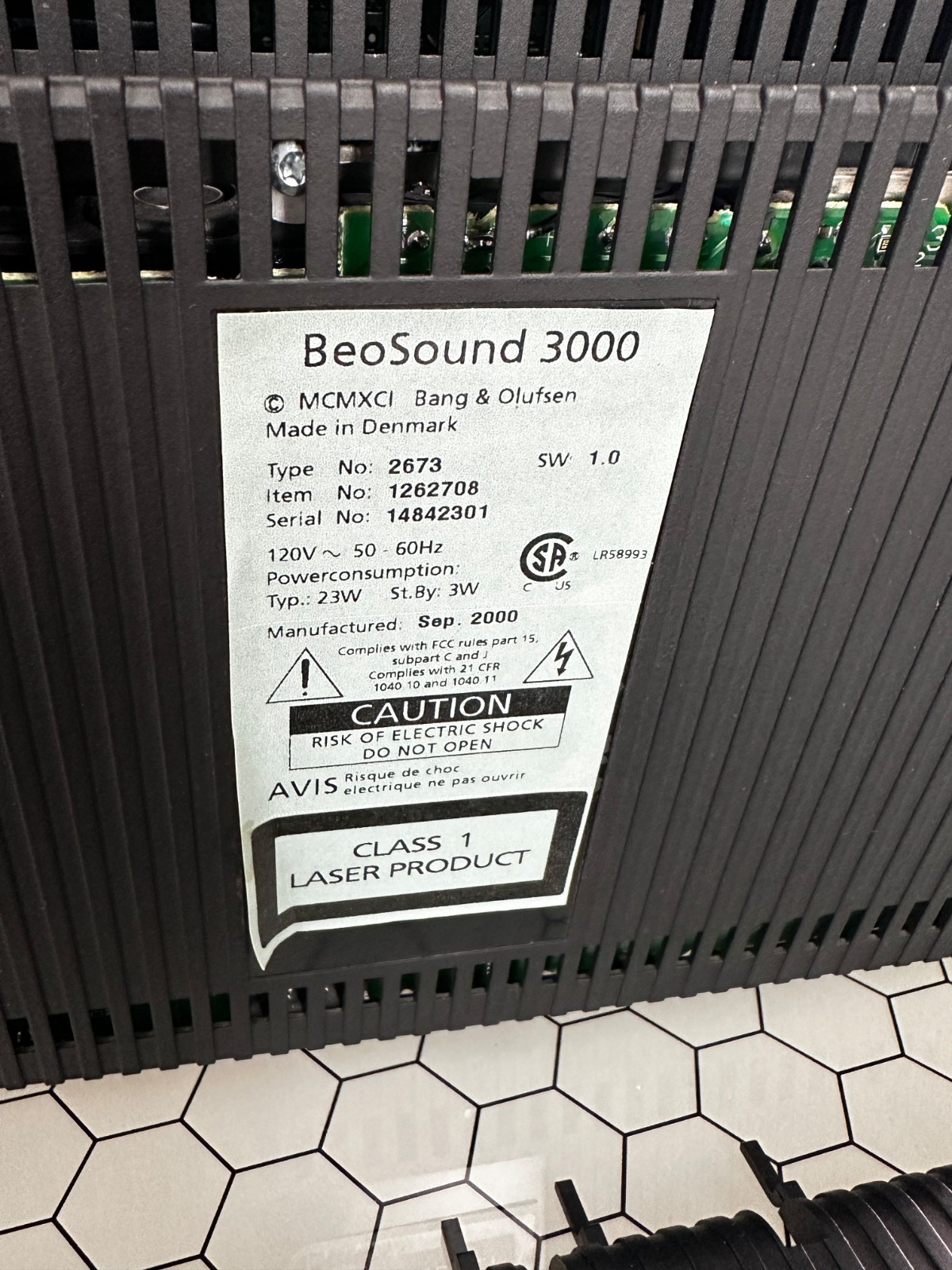 *** Bang & Olufsen B&O BeoSound 3000 CD player, Serviced - Flawless ***