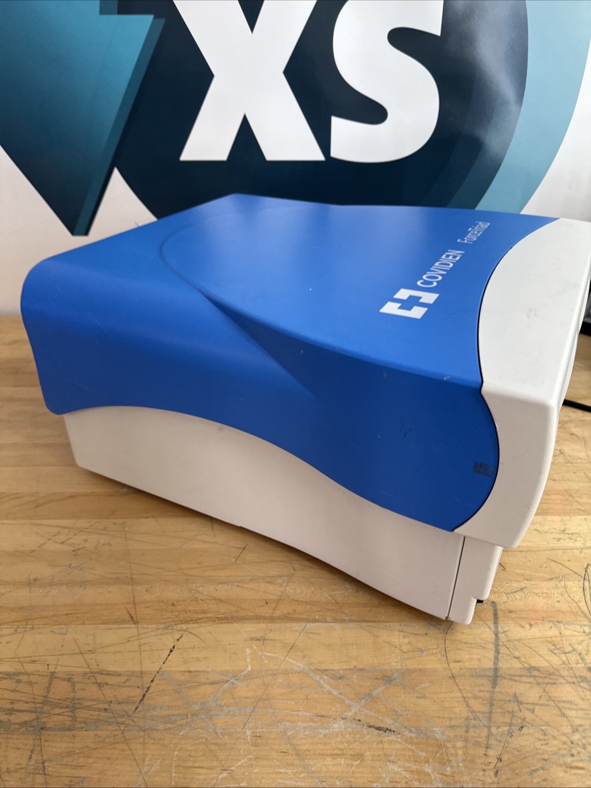 Covidien ValleyLab Force Triad v4.0 Electrosurgical Generator ESU w/ Pedals