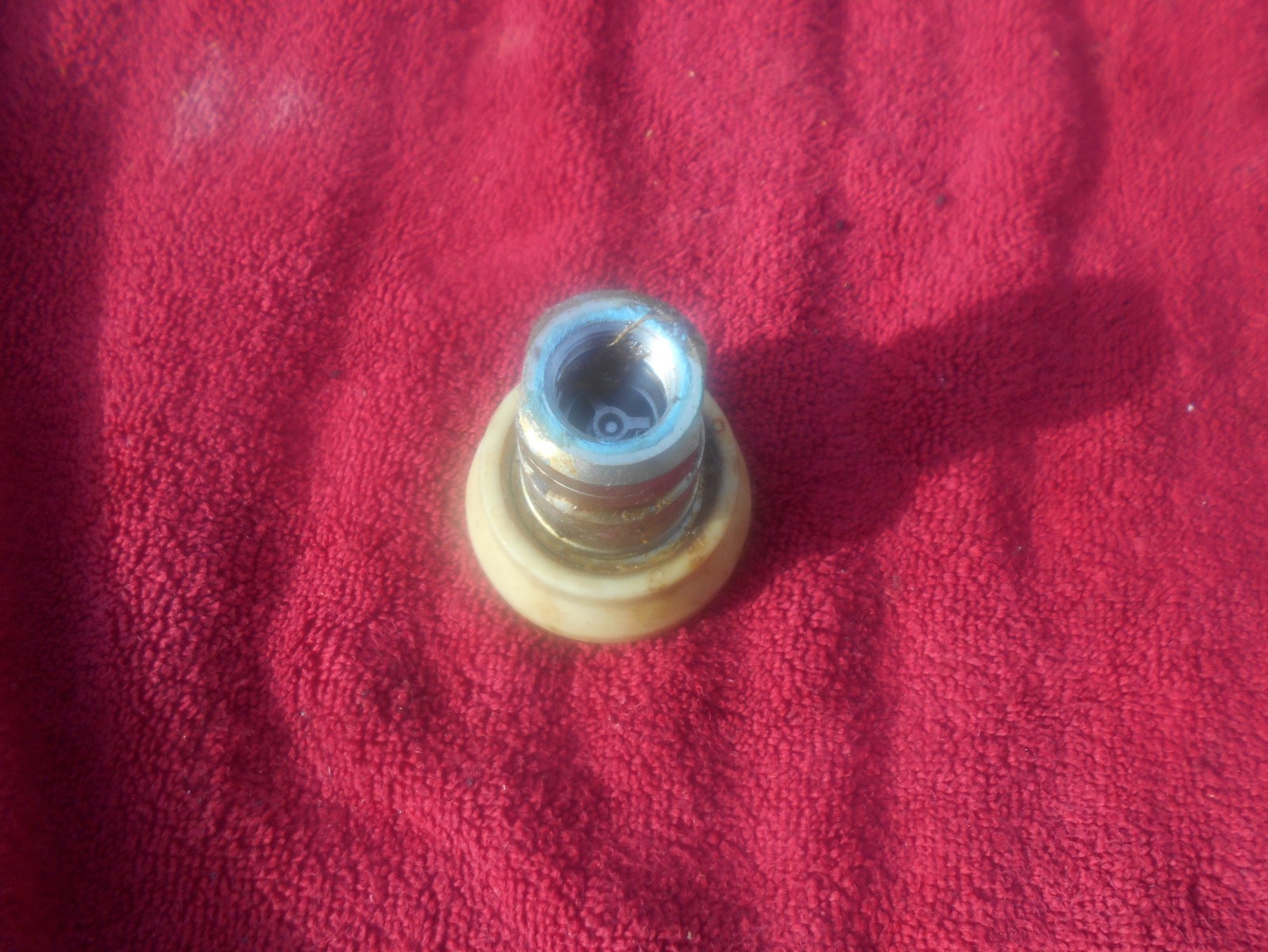 GILES COMMERCIAL FRYER FEMALE QUICK RELEASE COUPLAIN