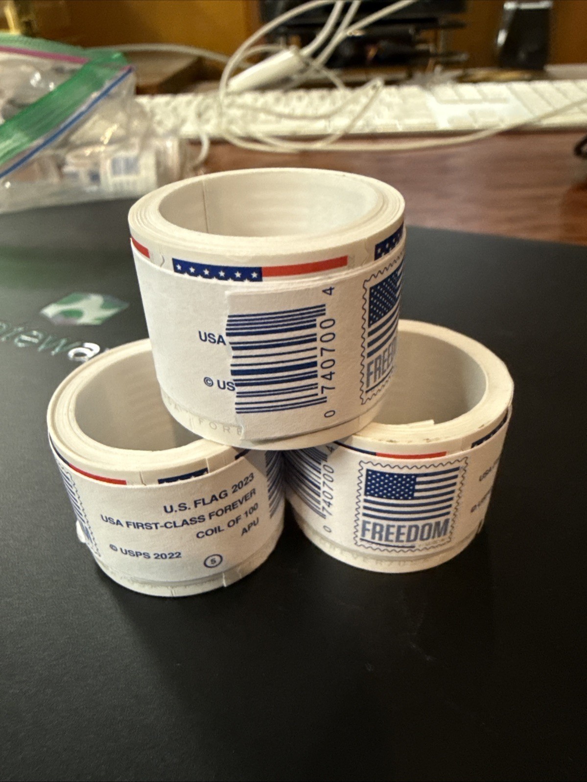 2023 (1) ROLLS POSTAGE (100)US FOREVER STAMPS Flags USPS Collectible