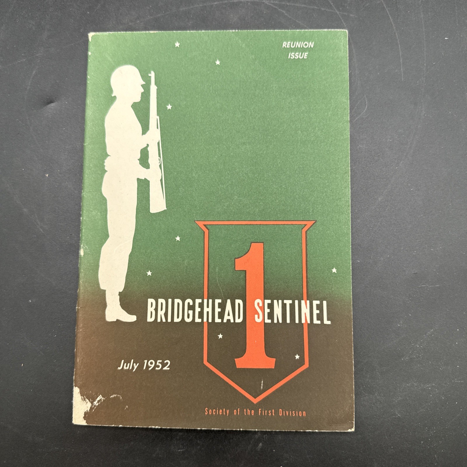 Vintage 1st Infatnry Division Bridgehead Sentinel July 1952 booklet Big Red One