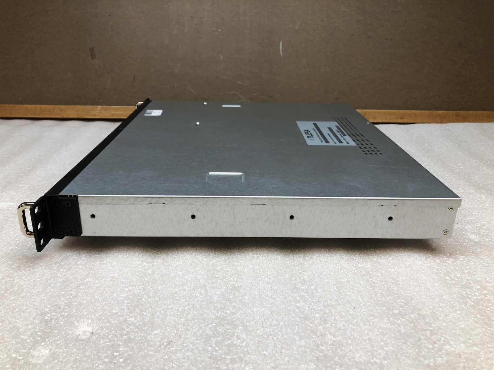 Tilera TLB4-07280-10-RM1US-8S10-32-160GHD-GC TILEmpower-Gx DEV 72 Core NO HDD