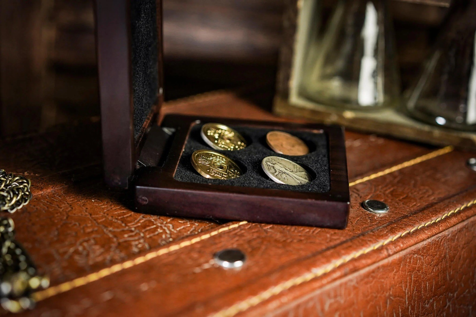 Artisan Luxury- Walking Liberty CSB Coin Magic Trick - Sold Out Online- New