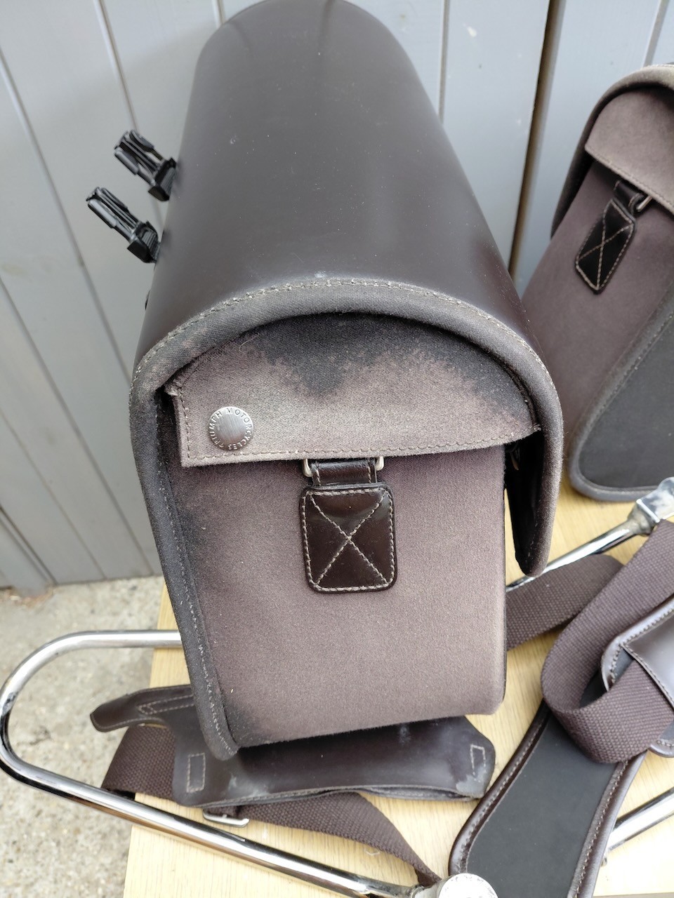 Triumph Bonneville T120 T100 Leather Waxed Luggage Panniers + Rails Brown