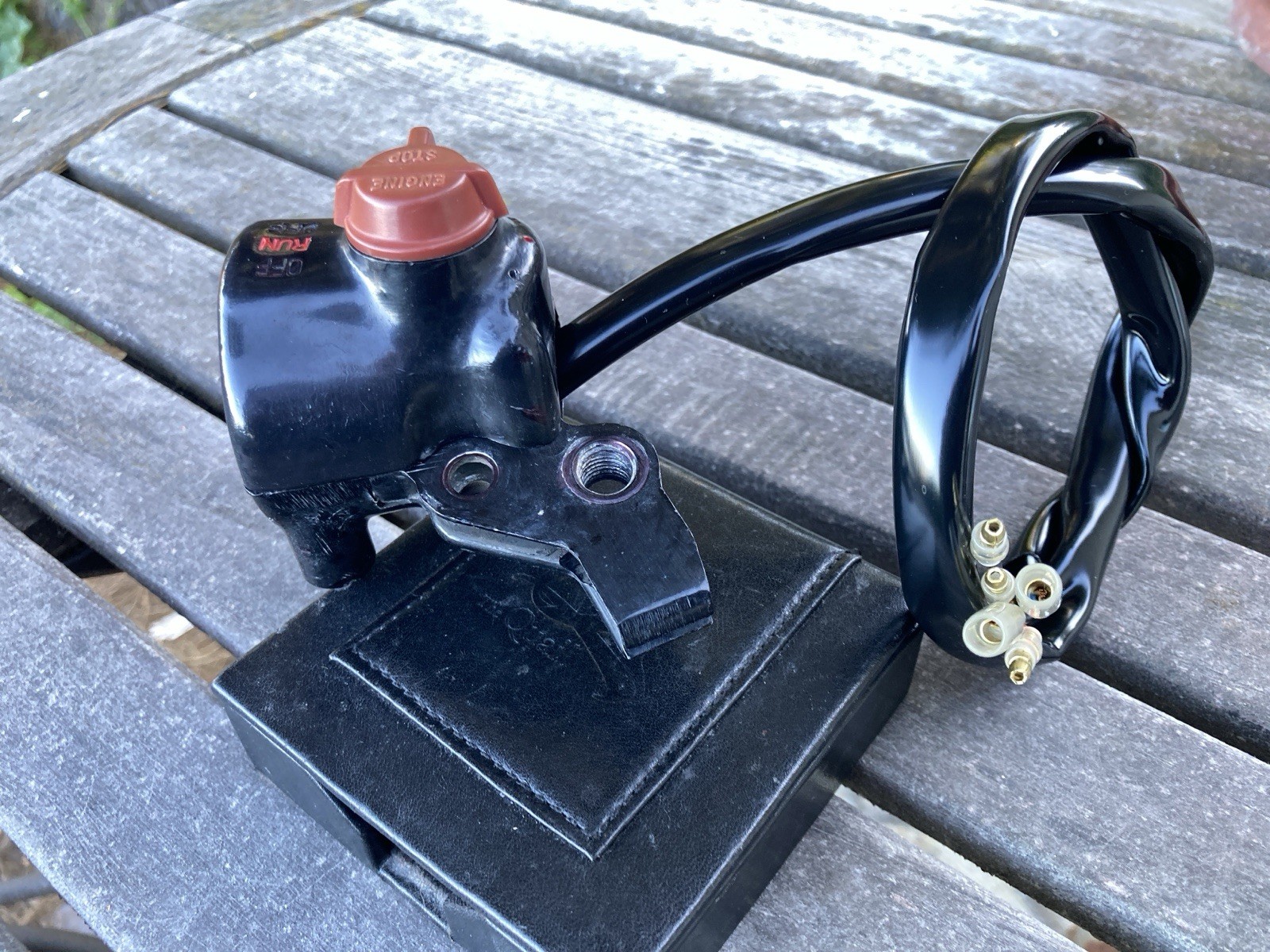 Vintage Honda 1975-1976 CB200T RH Starter and Engine Stop Kill Switch controls