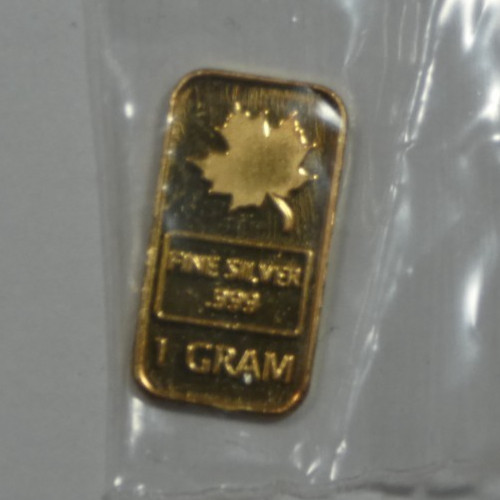 Lot of TEN - 1 Gram .999 Fine Silver Maple Leaf Bars - 10g Total