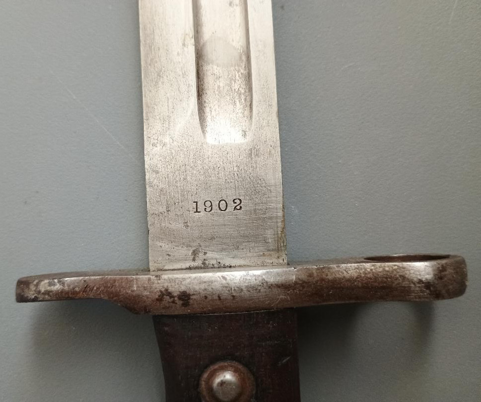 US M1892 KRAG BAYONET AND SCABBARD DATED 1902 VERY GOOD