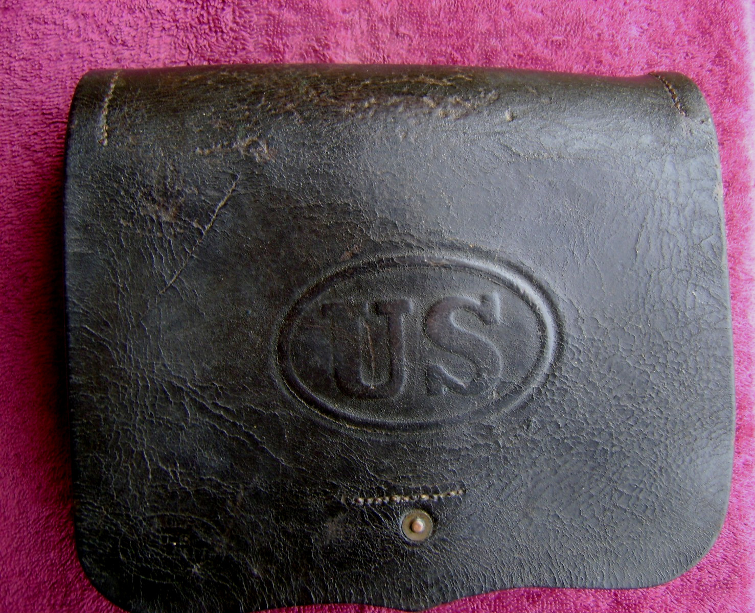 ORIGINAL US CIVIL WAR MODEL 1864 CARTRIDGE BOX w/TINS