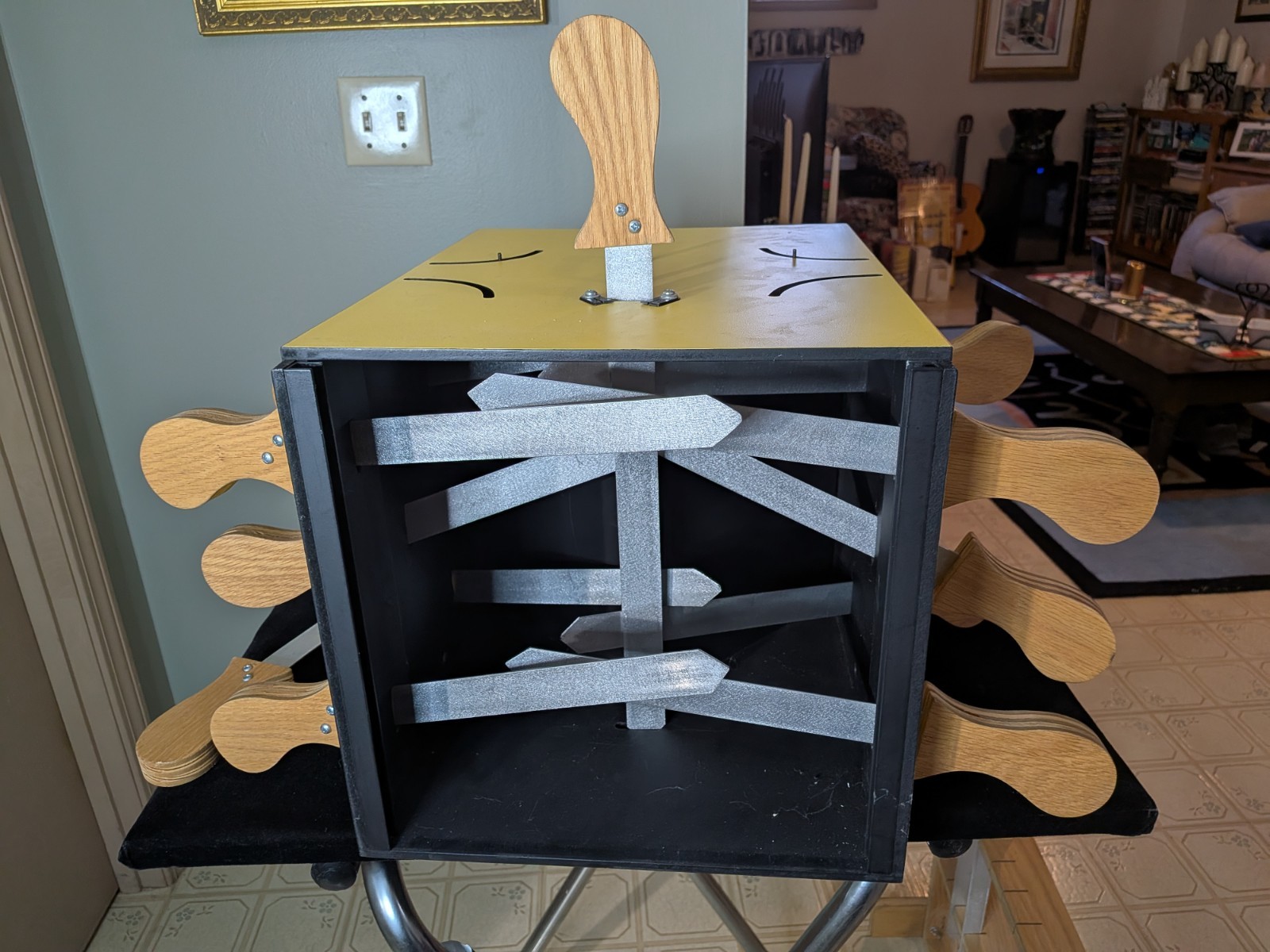 Magic Trick Dagger Head Chest