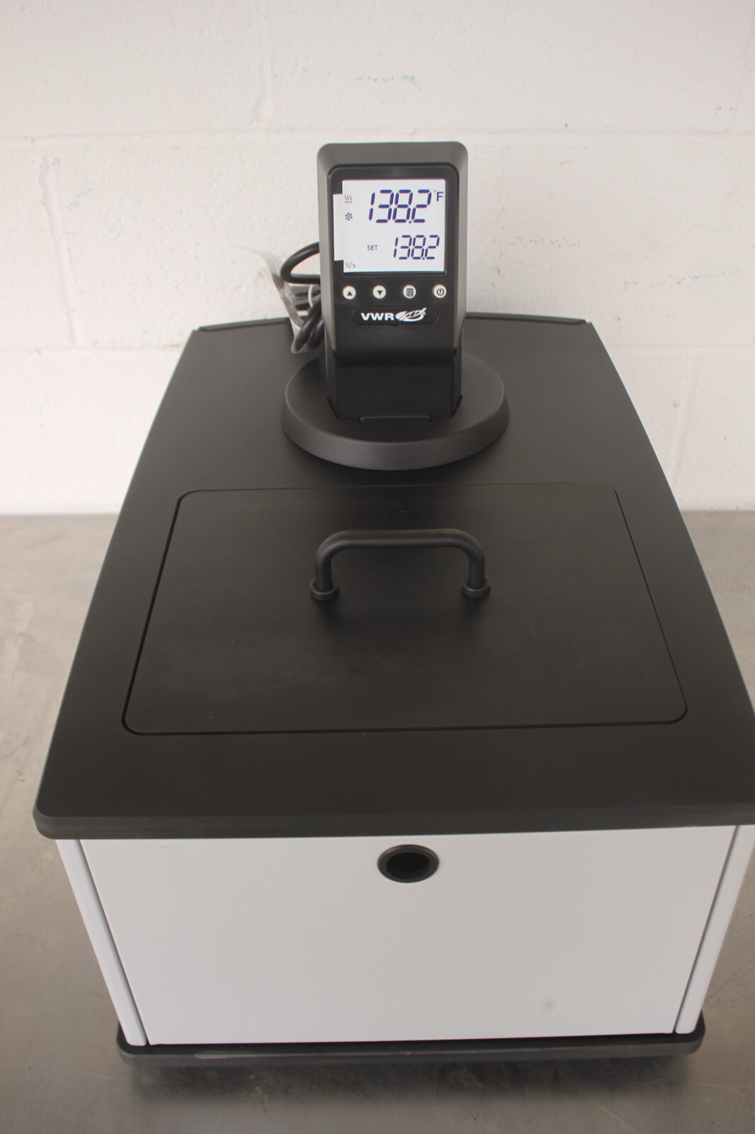 NEW VWR 89400-974 MX15H135-V11B MX 15L HT Heated Circulating Water Bath