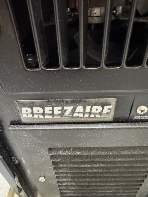 BREEZAIRE WKL 2200 Black Aluminum Cooling Unit