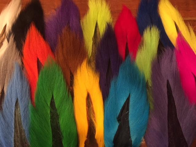 LARGE NORTHERN BUCKTAIL by HARELINE DUBBIN. U PICK - ALL COLORS. FLY TYING. DEER