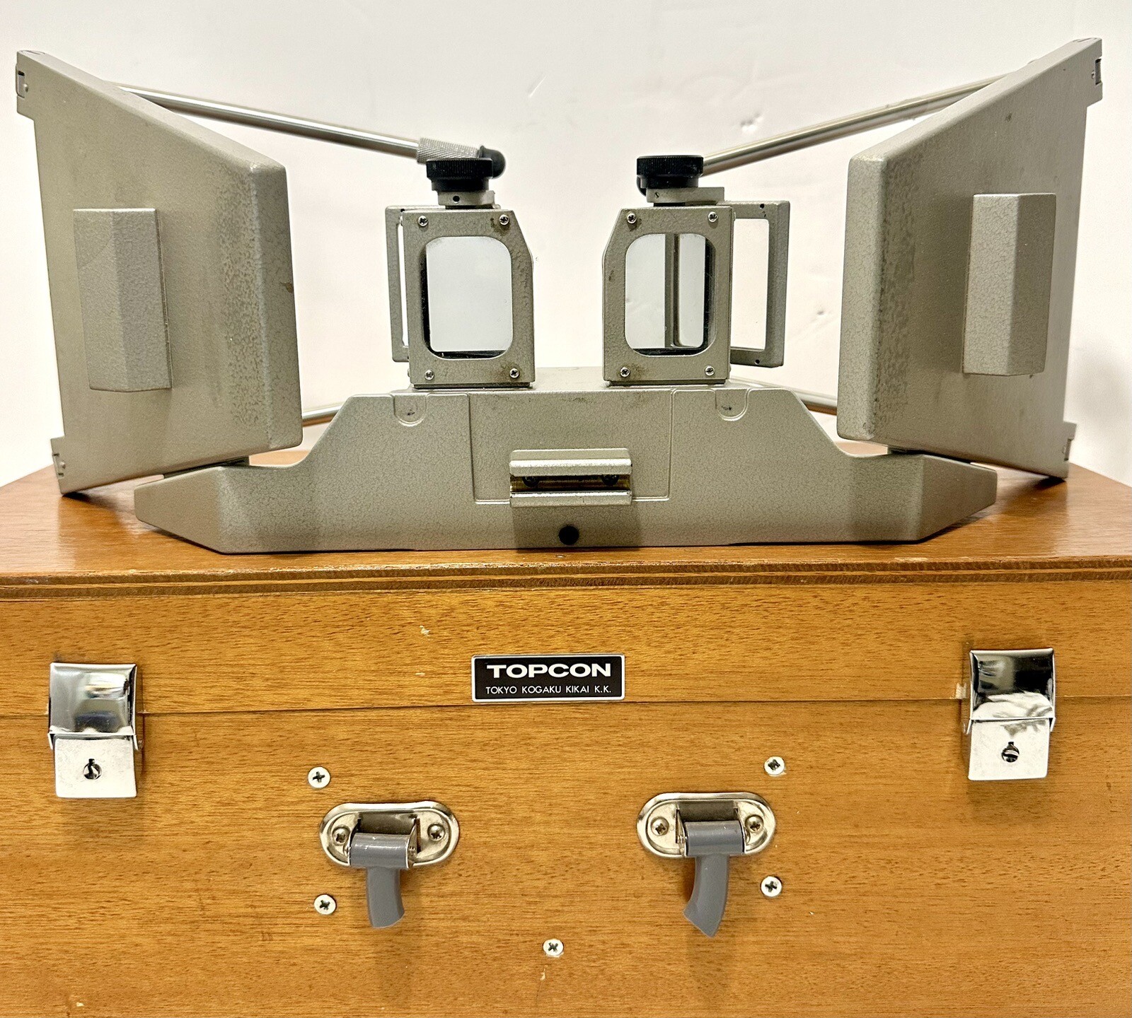 Vintage Topcon Mirror Stereoscope Model 3 in Wooden Case Tokyo Optical Co.