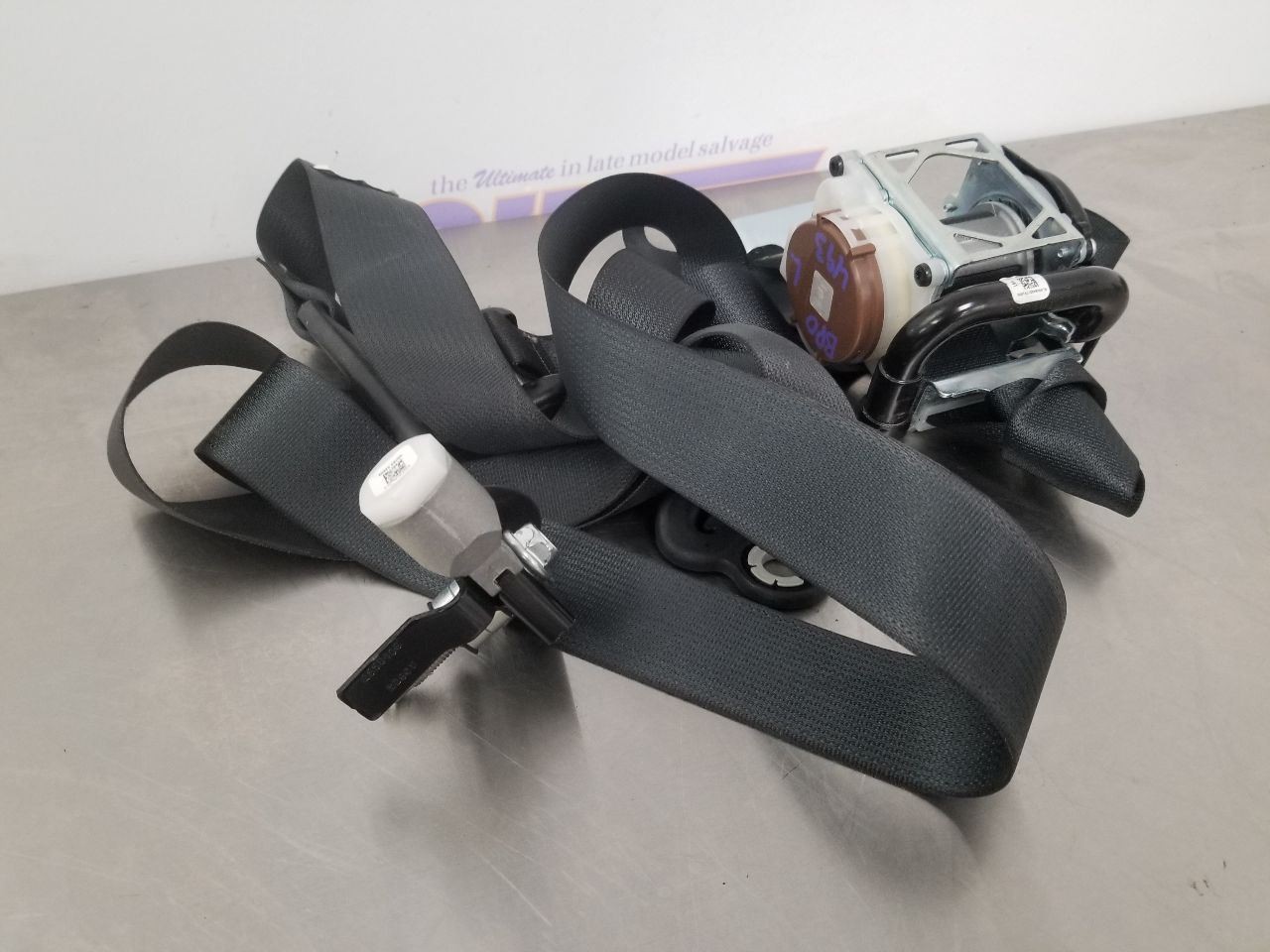 22 2022 NISSAN FRONTIER CREW CAB OEM DRIVER LEFT FRONT SEAT BELT RETRACTOR BLACK