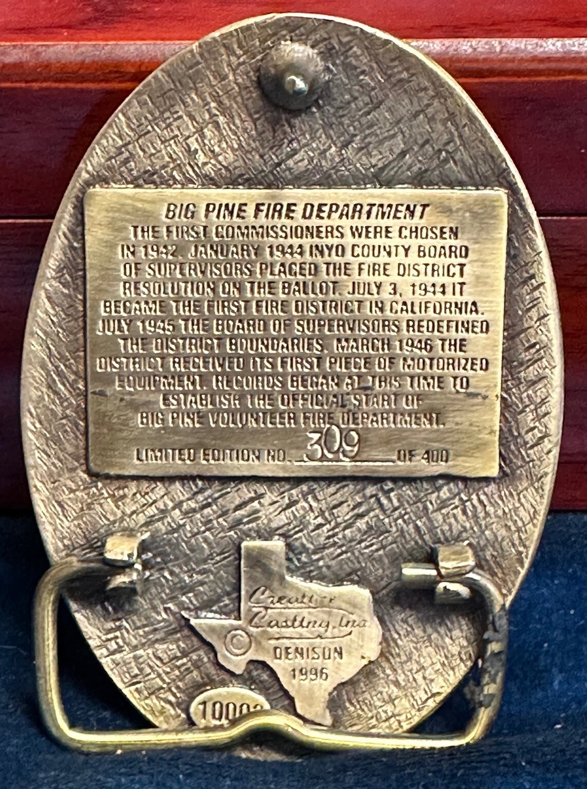 👀 BIG PINE VOLUNTER FIRE DEPARTMENT 50TH 1946-1996 BELT BUCKLE #309/400 👀