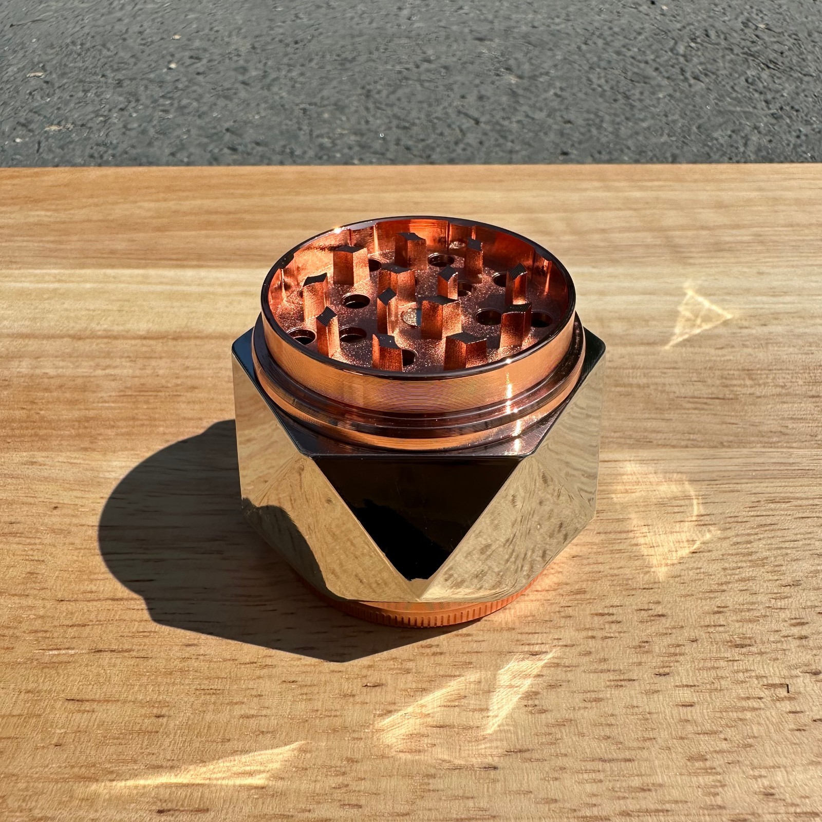 Hexagon Herb Grinder Spice Crusher
