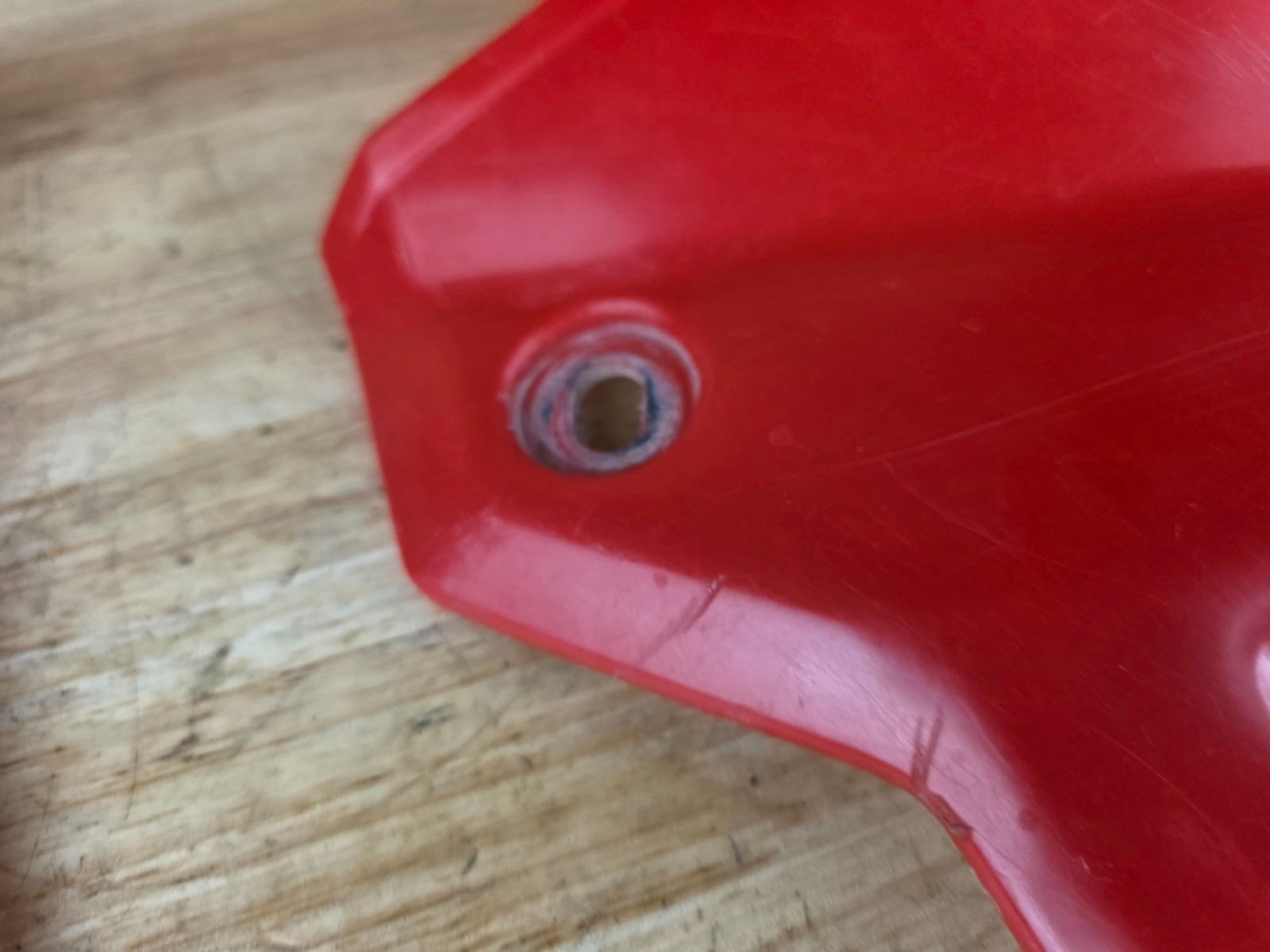 85 86 ATC250R HONDA OEM FUEL GAS TANK RADIATOR SHROUDS 1985 1986 ATC 250R