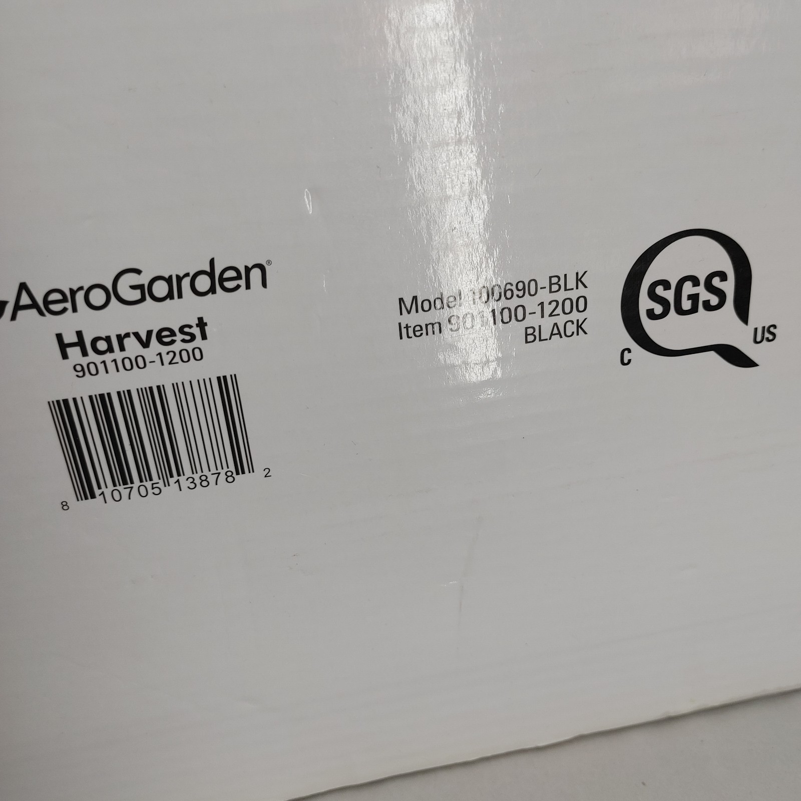 Aerogarden In-Home Garden System Harvest 6 Pods (Opened Box)