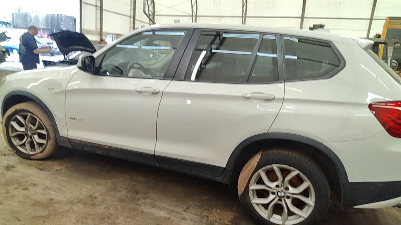 (LOCAL PICKUP ONLY) Trunk/Hatch/Tailgate With Power Opening And Closing Fits 11-