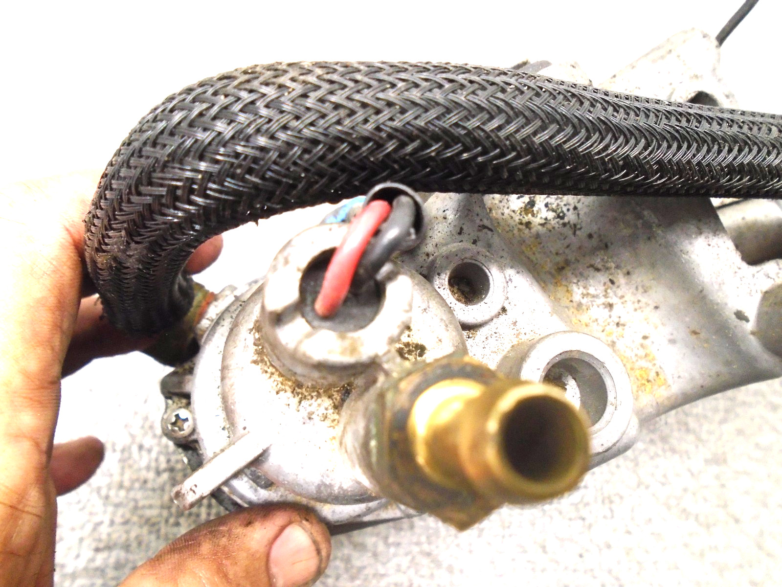 MERCURY FUEL PUMP/VST VAPOR SEPERATOR ASSY 855432A2 OPTIMAX 200-225 HP OUTBOARD