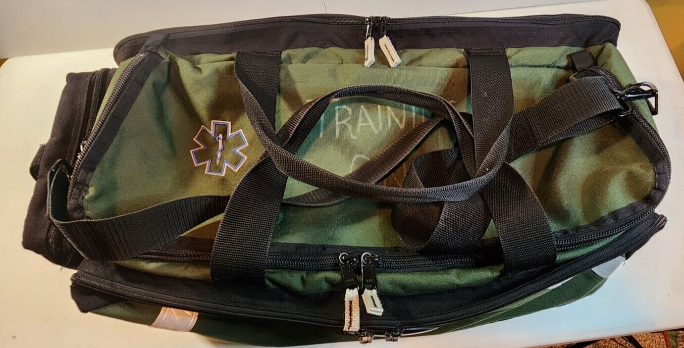 Iron Duck Breathsaver Oxygen Airway Emergency Bag 34016 Medical Duffle 3 Pouch