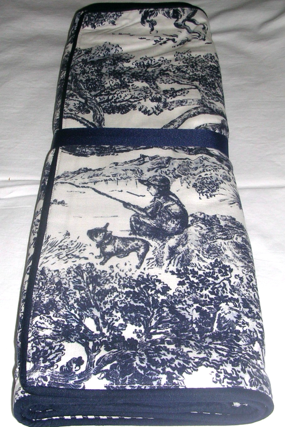 POTTERY BARN BRANDON MAXWELL GROVELAND TOILE REVERSIBLE TABLE RUNNER 18X108 NWTG