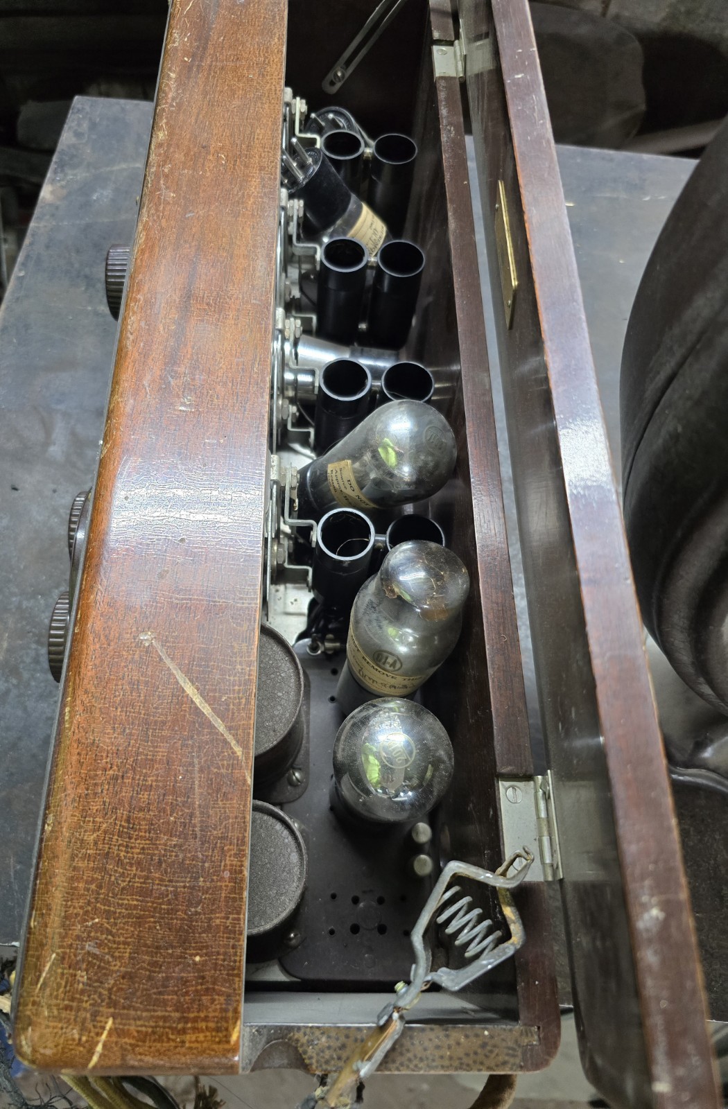 Vintage 1920's Atwater Kent Speaker and Radio