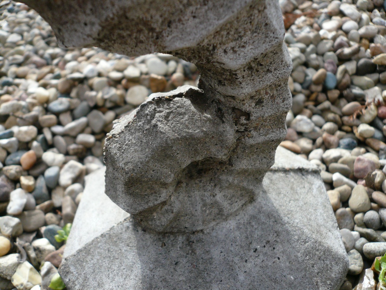 Topper Vintage Cement Concrete Garden Seahorse Statue 11-Inch